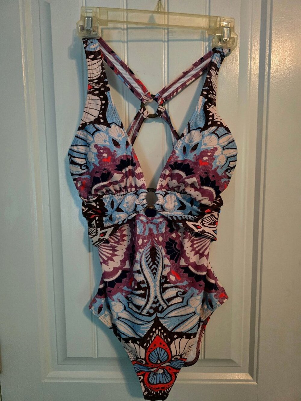 VENUS One-Piece Muli Color Size 14
